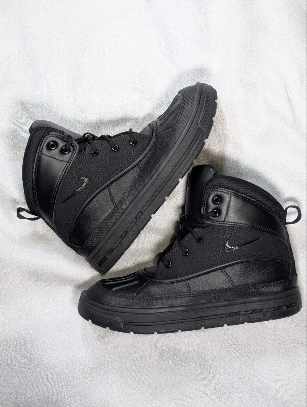 Nike Manoa Leather Boots Triple Black Youth 3Y Winter Snow Boots